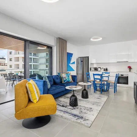 Apartament The Mackenzie Azure 2br Near & Pool *